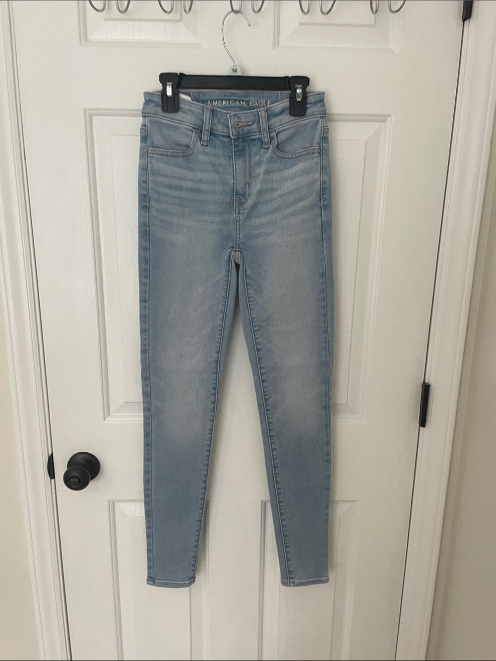 American Eagle Outfitters Light Blue High-Rise Skinny Jeans